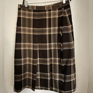 White Stag 100% Wool Plaid Skirt – Brown & Cream, Waist 31”(Made in Canada)